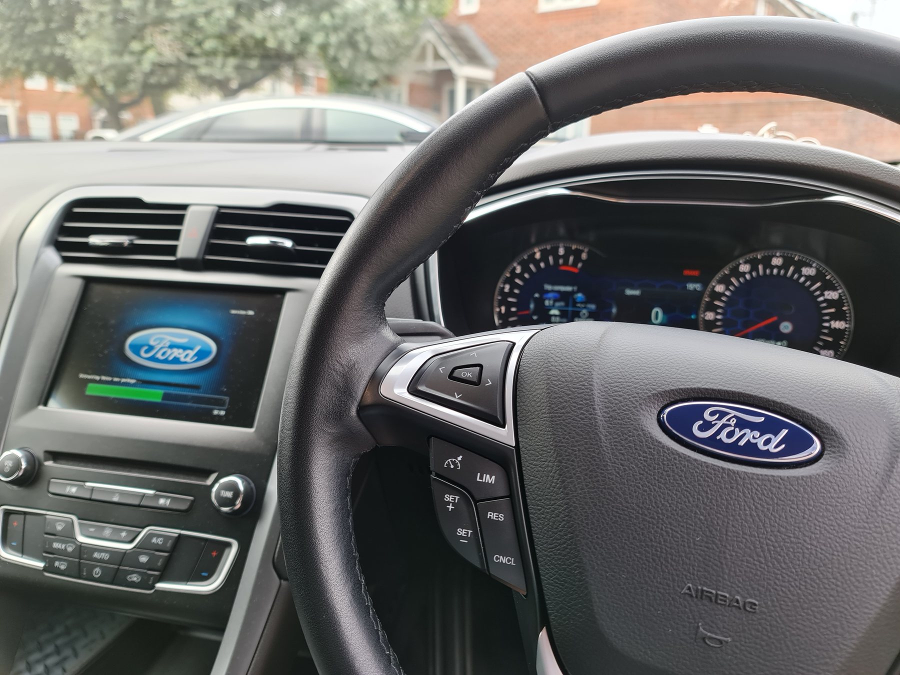 Diagnostics work on a Ford vehicle