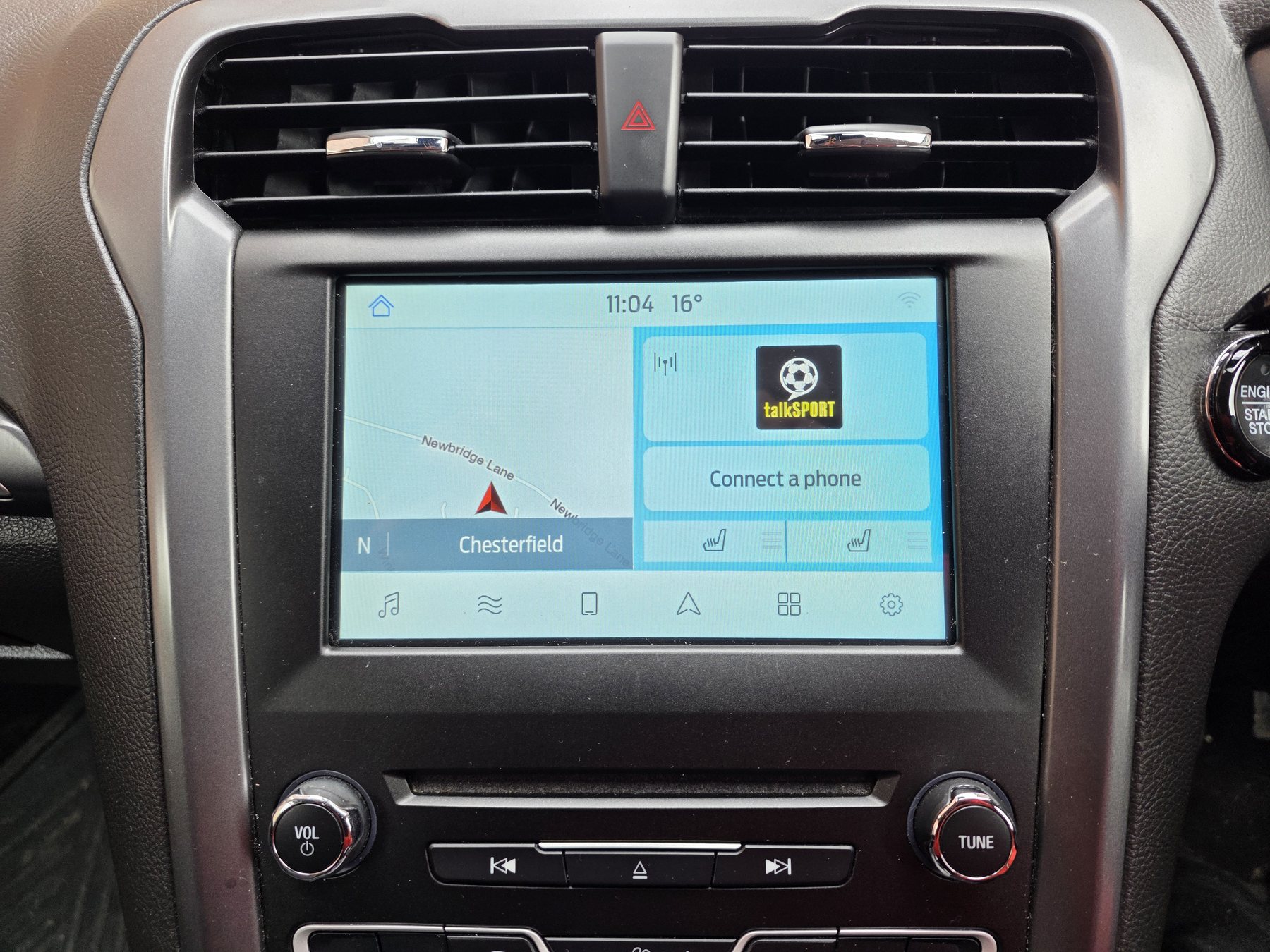 Diagnostics work on a Ford vehicle